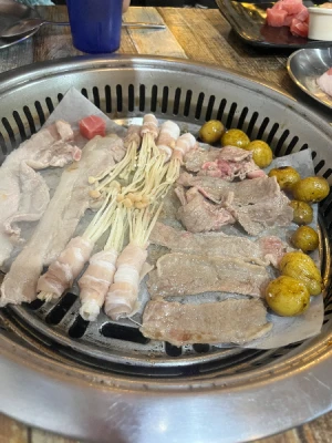 30%Off Experience Authentic Korean Unlimited Samgyupsal starting at P475 instead of P679 at Yechon Korean Cuisine