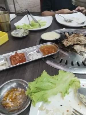 20%Off Samgyuniku Unli Japanese Korean Grill or Hotpot USDA Beef at Uptown Mall, BF Homes, Festival Mall, Vista Mall, Santana Grove