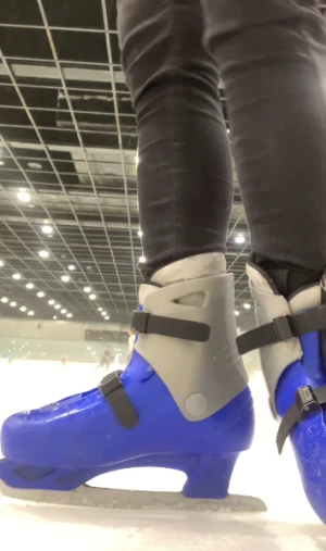 21% Off Ice Skating at SM MOA, Megamall: Enjoy a 2-Hours Ice Skating Pass including Shoes & Helmet