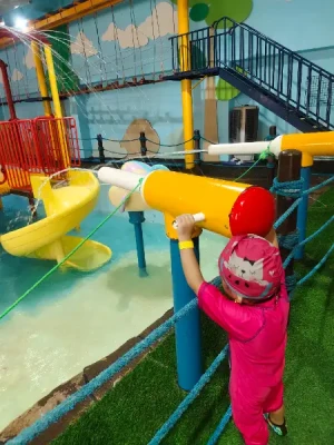44%Off Wetpark Adventure Lagoon at Venice Grand Kanal Mall in McKinley Hill for 1 Child and 1 Adult