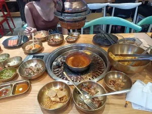 55%Off Mr. Korea: Unlimited Samgyupsal Grill, Serve Ups Endless Meats, Seafood, Sides, Hotpot, Drinks and more at Two E-com MOA, Ayala North Exchange Makati for P399 instead of P899