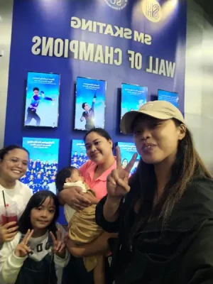 21% Off Ice Skating at SM MOA, Megamall: Enjoy a 2-Hours Ice Skating Pass including Shoes & Helmet