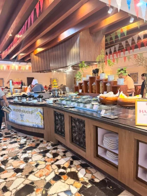 Heritage Hotel's Luxury 5-Star Eat-All-You-Can Buffet Featuring Cuisines from the Whole World 💗