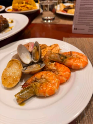 Heritage Hotel's Luxury 5-Star Eat-All-You-Can Buffet Featuring Cuisines from the Whole World 💗