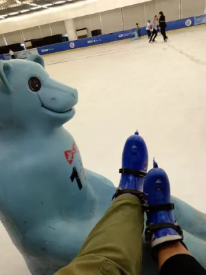 21% Off Ice Skating at SM MOA, Megamall: Enjoy a 2-Hours Ice Skating Pass including Shoes & Helmet