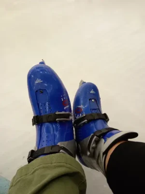 21% Off Ice Skating at SM MOA, Megamall: Enjoy a 2-Hours Ice Skating Pass including Shoes & Helmet