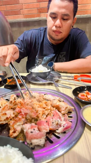 20%Off Samgyuniku Unli Japanese Korean Grill or Hotpot USDA Beef at Uptown Mall, BF Homes, Festival Mall, Vista Mall, Santana Grove