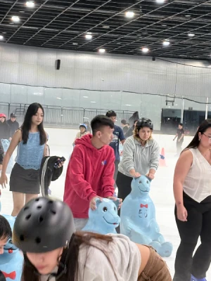 21% Off Ice Skating at SM MOA, Megamall: Enjoy a 2-Hours Ice Skating Pass including Shoes & Helmet