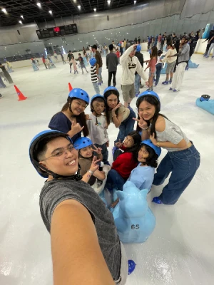 21% Off Ice Skating at SM MOA, Megamall: Enjoy a 2-Hours Ice Skating Pass including Shoes & Helmet