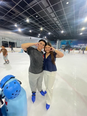 21% Off Ice Skating at SM MOA, Megamall: Enjoy a 2-Hours Ice Skating Pass including Shoes & Helmet