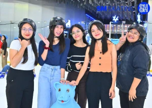 21% Off Ice Skating at SM MOA, Megamall, Cebu: Enjoy a 2-Hours Ice Skating Pass starting at P278 instead of P350