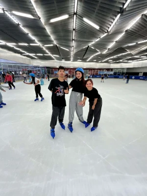 21% Off Ice Skating at SM MOA, Megamall, Cebu: Enjoy a 2-Hours Ice Skating Pass starting at P278 instead of P350