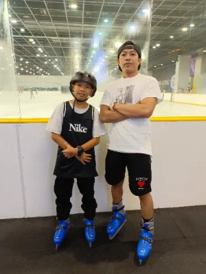 21% Off Ice Skating at SM MOA, Megamall, Cebu: Enjoy a 2-Hours Ice Skating Pass starting at P278 instead of P350