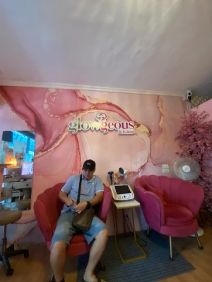 45%Off 60 Minutes Whole Body Massage, Headspa, Hydra Facial, Ear Candling, Foot Spa and more At Glowgeous Head Spa in Quezon City starting from P299