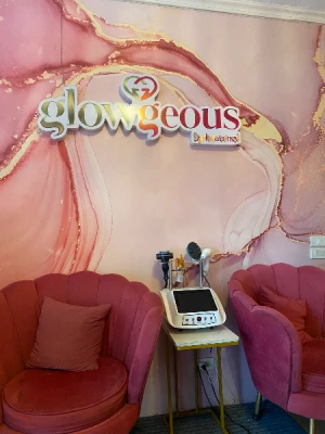 45%Off 60 Minutes Whole Body Massage, Headspa, Hydra Facial, Ear Candling, Foot Spa and more At Glowgeous Head Spa in Quezon City starting from P299
