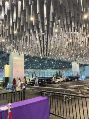 21% Off Ice Skating at SM MOA, Megamall: Enjoy a 2-Hours Ice Skating Pass including Shoes & Helmet