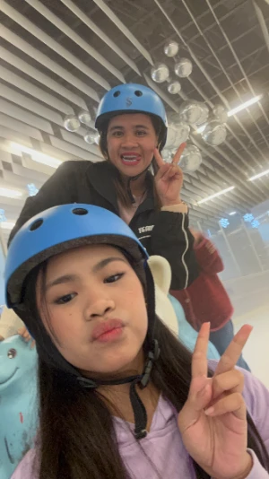 21% Off Ice Skating at SM MOA, Megamall: Enjoy a 2-Hours Ice Skating Pass including Shoes & Helmet