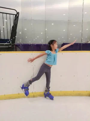 21% Off Ice Skating at SM MOA, Megamall: Enjoy a 2-Hours Ice Skating Pass including Shoes & Helmet