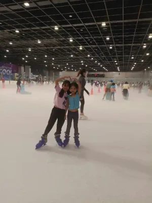 21% Off Ice Skating at SM MOA, Megamall: Enjoy a 2-Hours Ice Skating Pass including Shoes & Helmet