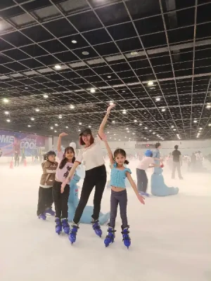 21% Off Ice Skating at SM MOA, Megamall: Enjoy a 2-Hours Ice Skating Pass including Shoes & Helmet
