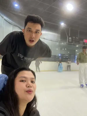 21% Off Ice Skating at SM MOA, Megamall: Enjoy a 2-Hours Ice Skating Pass including Shoes & Helmet