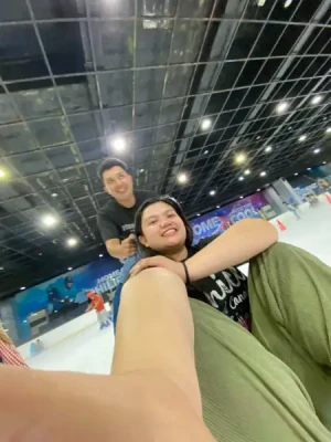 21% Off Ice Skating at SM MOA, Megamall: Enjoy a 2-Hours Ice Skating Pass including Shoes & Helmet