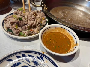 27%Off: P499 instead of P688 per Person Unlimited Hot Pot at Chengdu Hotpot 老成都火锅 in Poblacion, Makati