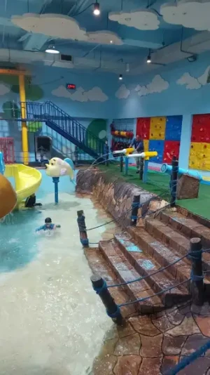 44%Off Wetpark Adventure Lagoon at Venice Grand Kanal Mall in McKinley Hill for 1 Child and 1 Adult