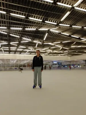 21% Off Ice Skating at SM MOA, Megamall: Enjoy a 2-Hours Ice Skating Pass including Shoes & Helmet