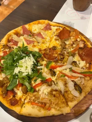 40%Off: P599 for P1000 Consumable for Food & Drinks at Burgoo Gateway, SM Southmall, District Imus, Vista Mall Taguig, Gumbo Mega Atrium Megamall