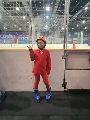21% Off Ice Skating at SM MOA, Megamall: Enjoy a 2-Hours Ice Skating Pass including Shoes & Helmet