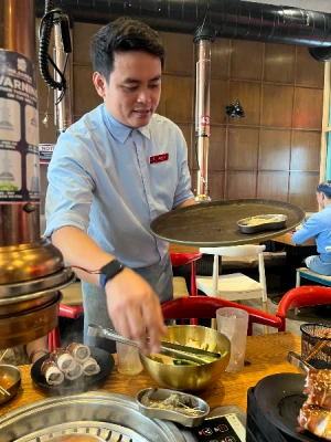 55%Off Mr. Korea: Unlimited Samgyupsal Grill, Serve Ups Endless Meats, Sides, Hotpot, Drinks and more at Two E-com MOA, Ayala North Exchange Makati for P399 instead of P899