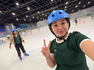 21% Off Ice Skating at SM MOA, Megamall: Enjoy a 2-Hours Ice Skating Pass including Shoes & Helmet