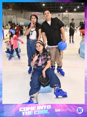 21% Off Ice Skating at SM MOA, Megamall: Enjoy a 2-Hours Ice Skating Pass including Shoes & Helmet
