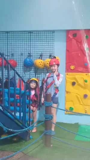 44%Off Wetpark Adventure Lagoon at Venice Grand Kanal Mall in McKinley Hill for 1 Child and 1 Adult