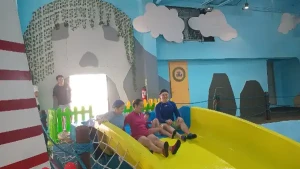 44%Off Wetpark Adventure Lagoon at Venice Grand Kanal Mall in McKinley Hill for 1 Child and 1 Adult