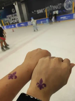 21% Off Ice Skating at SM MOA, Megamall, Cebu: Enjoy a 2-Hours Ice Skating Pass starting at P278 instead of P350