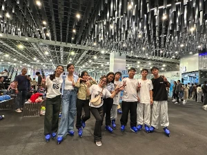21% Off Ice Skating at SM MOA, Megamall: Enjoy a 2-Hours Ice Skating Pass including Shoes & Helmet