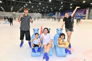 21% Off Ice Skating at SM MOA, Megamall: Enjoy a 2-Hours Ice Skating Pass including Shoes & Helmet