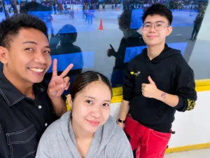 21% Off Ice Skating at SM MOA, Megamall: Enjoy a 2-Hours Ice Skating Pass including Shoes & Helmet