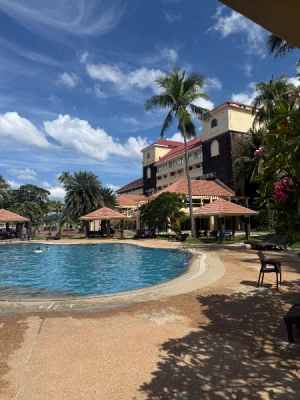 72%Off All-Day Beach & Pool Day Pass Access at Canyon Cove Batangas: Discover the most Beautiful Beach in Batangas